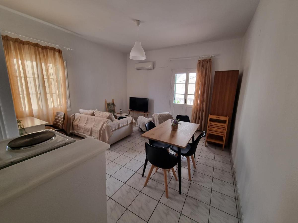 Olga'S Place Spetses Town Ngoại thất bức ảnh